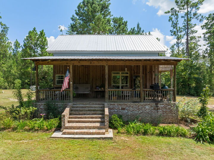Property Photo:  109 B Lowe Ln.  MS 39455 