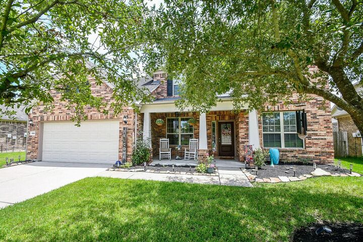 Property Photo: 30213 Willow Chase Lane TX 77423