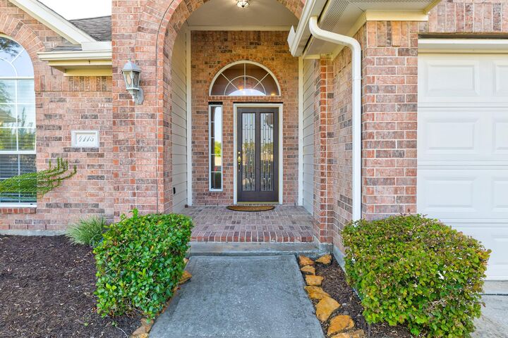 Property Photo: 4115 Applerock Drive TX 77521