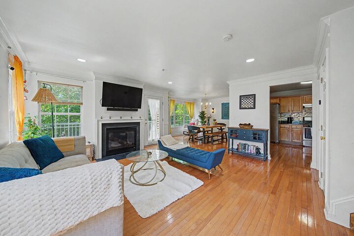 Property Photo:  180 Blue Heron Dr 180  NJ 07094 