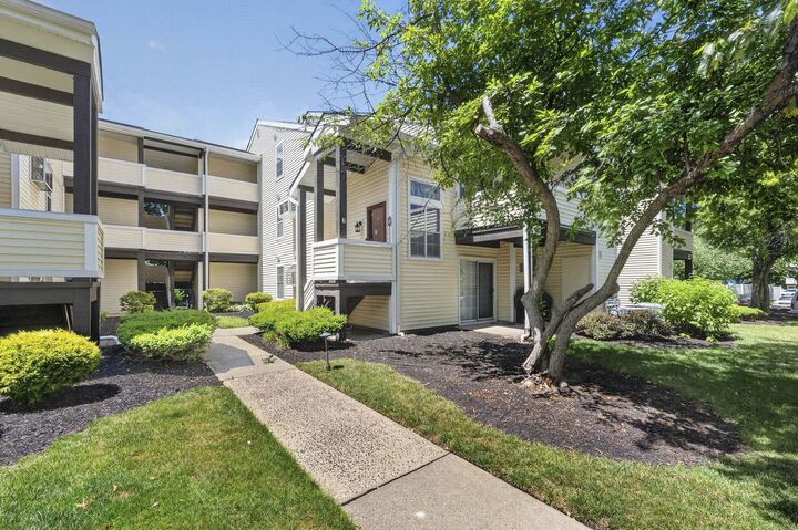 Property Photo: 121 Country Club Dr 10 NJ 07083