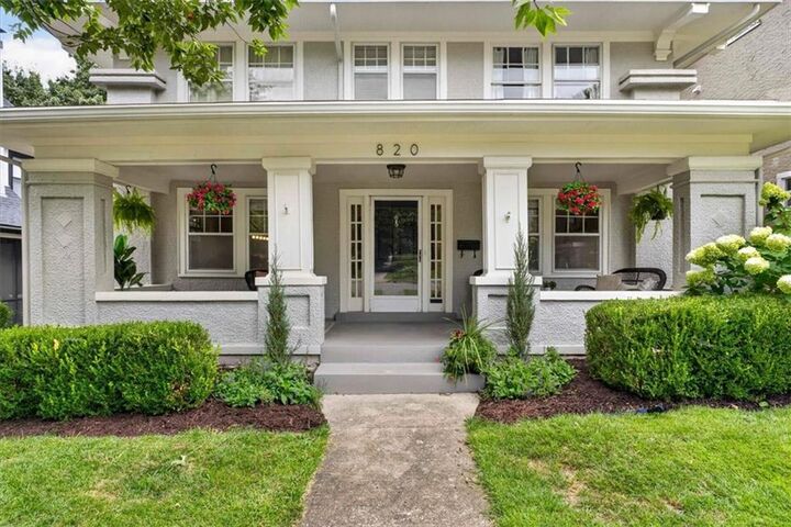 Property Photo:  820 W 72nd Street  MO 64114 