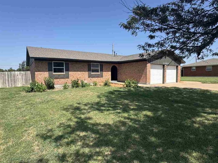 Property Photo: 1650 NW 50th St OK 73505