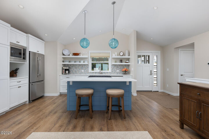 Property Photo:  33650 Brooten Mountain Road  OR 97135 