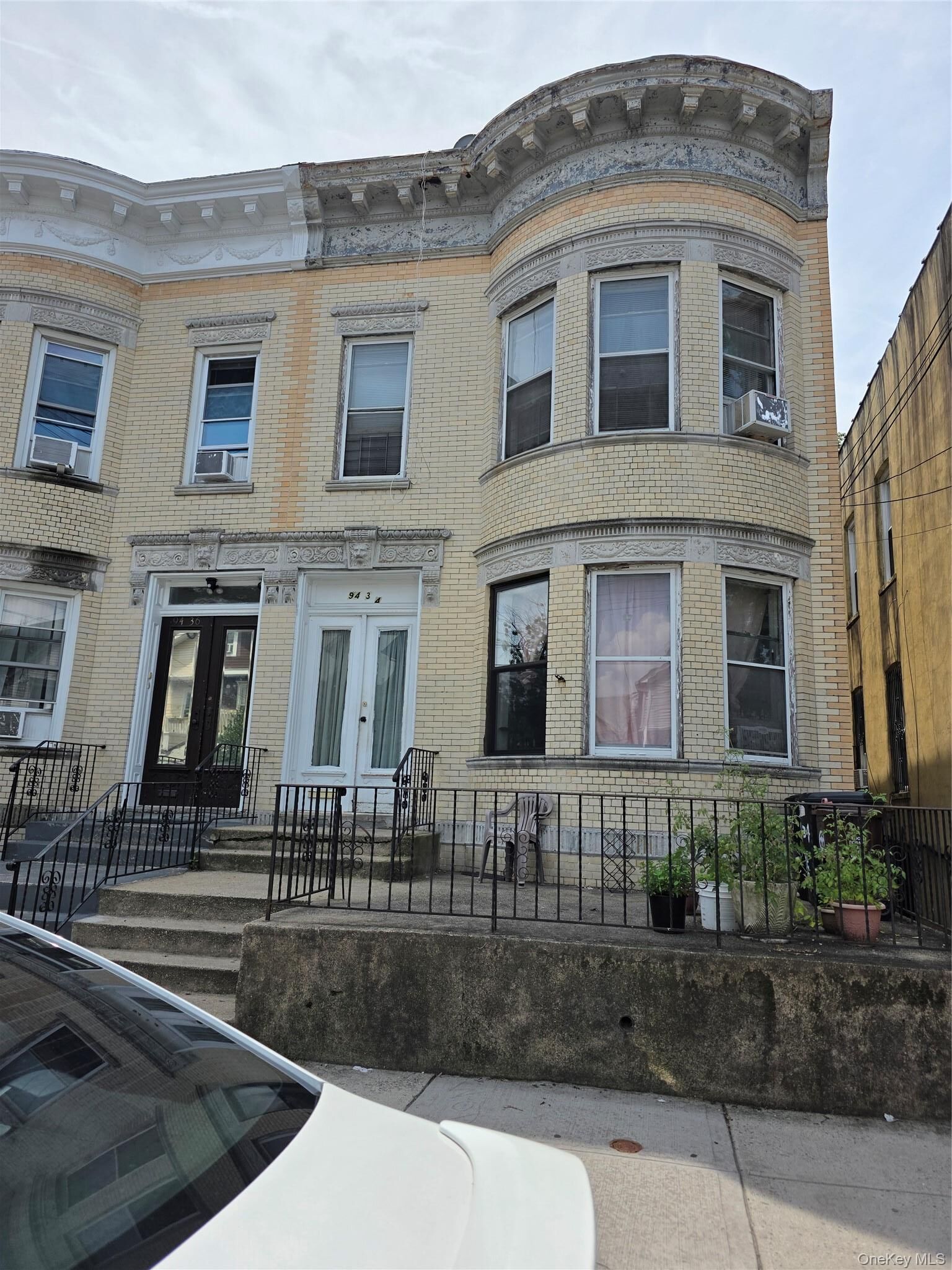 Property Photo:  9434 86th Road  NY 11421 