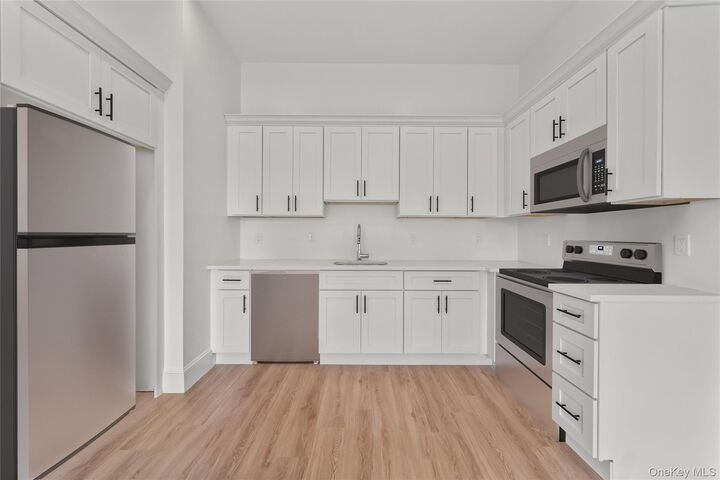 Property Photo:  48 North Street 405  NY 10940 