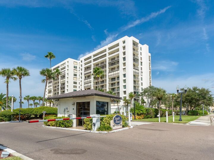 Property Photo:  1460 Gulf Boulevard 302  FL 33767 