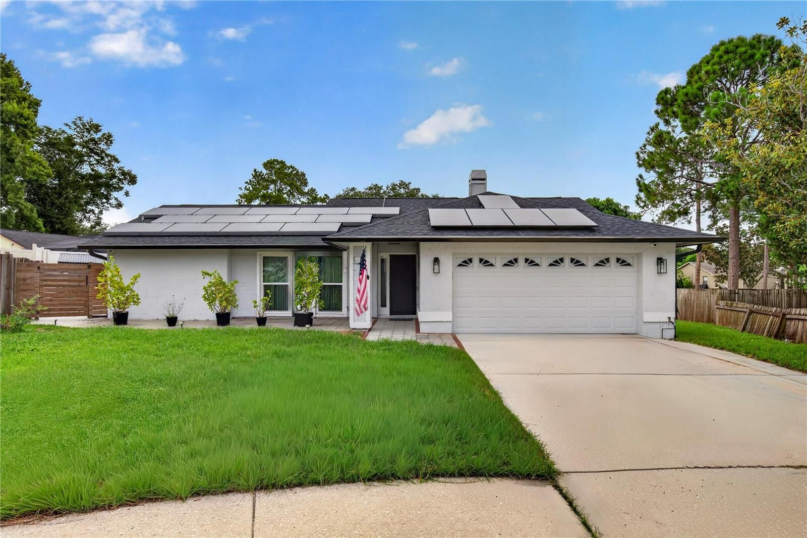 Property Photo: 3775 Springhill Circle FL 34684