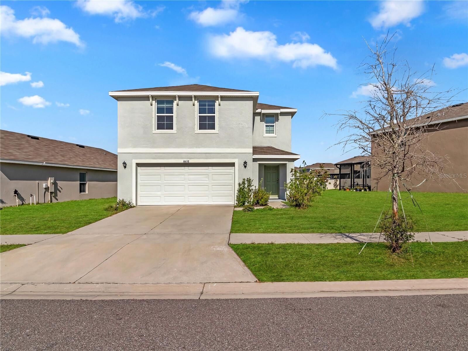 Property Photo:  16638 Mosaic Oar Drive  FL 33598 
