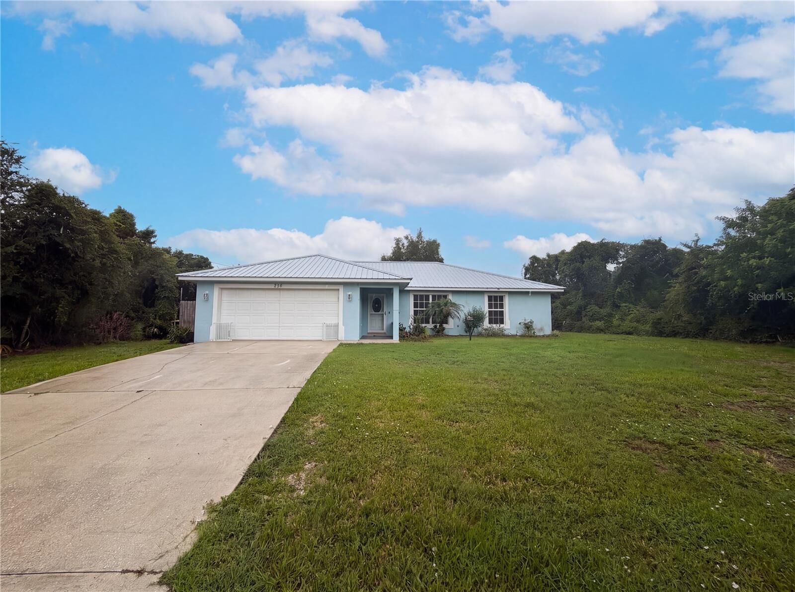 Property Photo: 259 Baltimore Way FL 33852