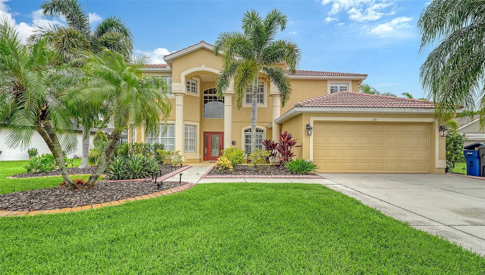 Property Photo: 116 New Briton Court FL 34212