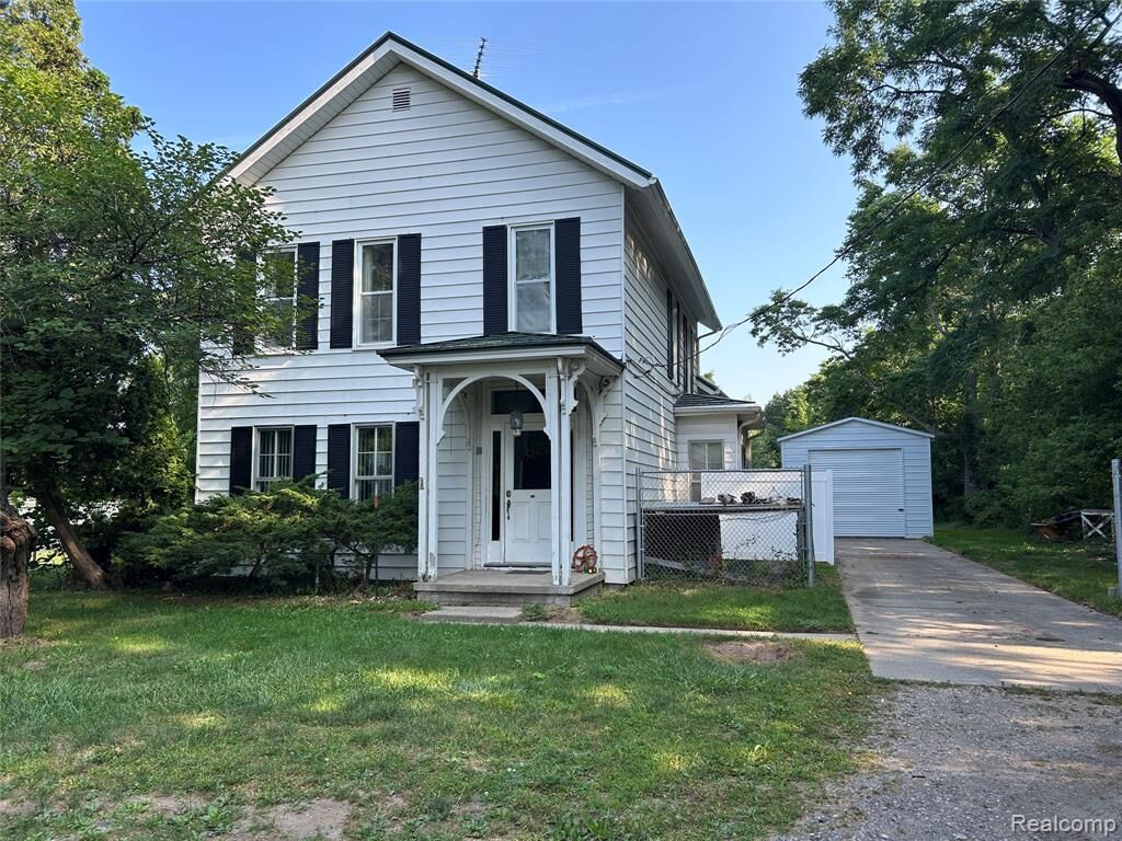 Property Photo:  1285 Grange Hall Road  MI 48430 1619 