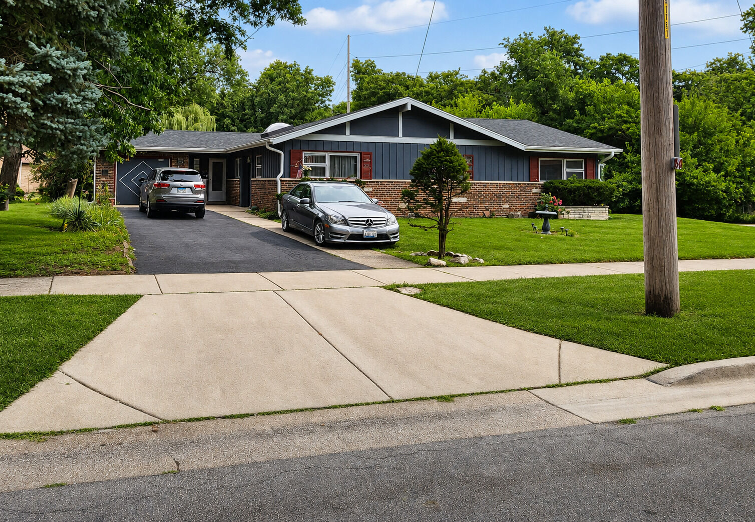 Property Photo: 8548 40th Street IL 60534