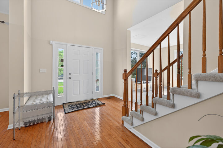 Property Photo:  5701 Caribou Lane  IL 60192 