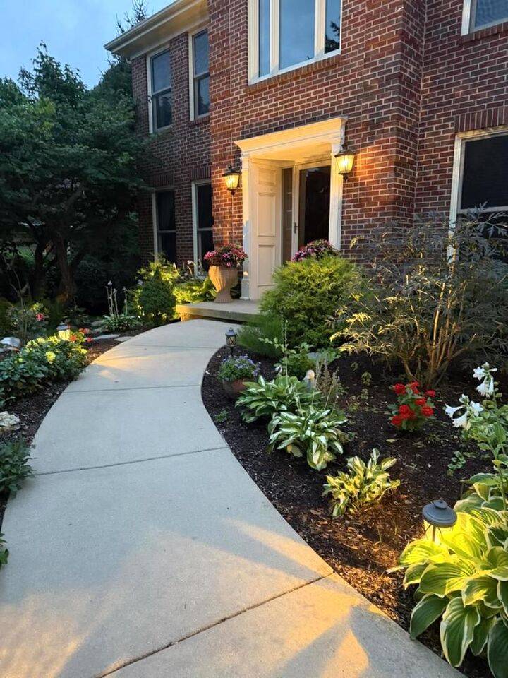 Property Photo:  592 Partridge Drive  IL 60185 