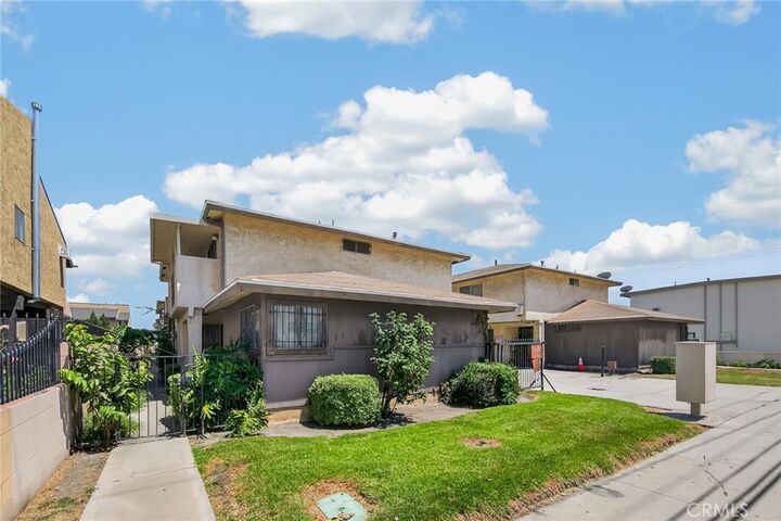 Property Photo: 3708 Baldwin Ave 10 CA 91731