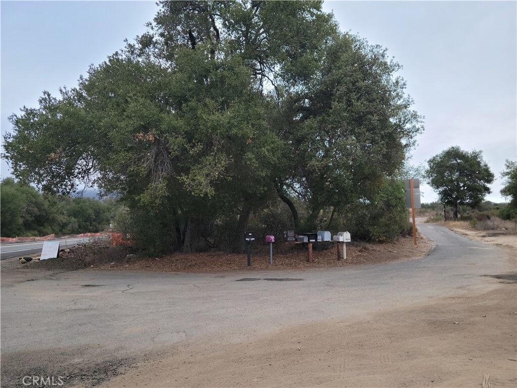 Property Photo:  32 E Decker Canyon  CA 92530 