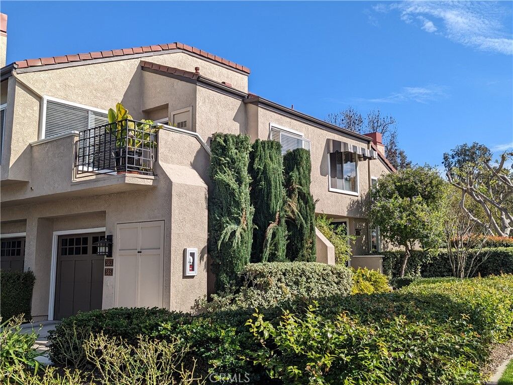 Property Photo:  383 Stanford Court  CA 92612 