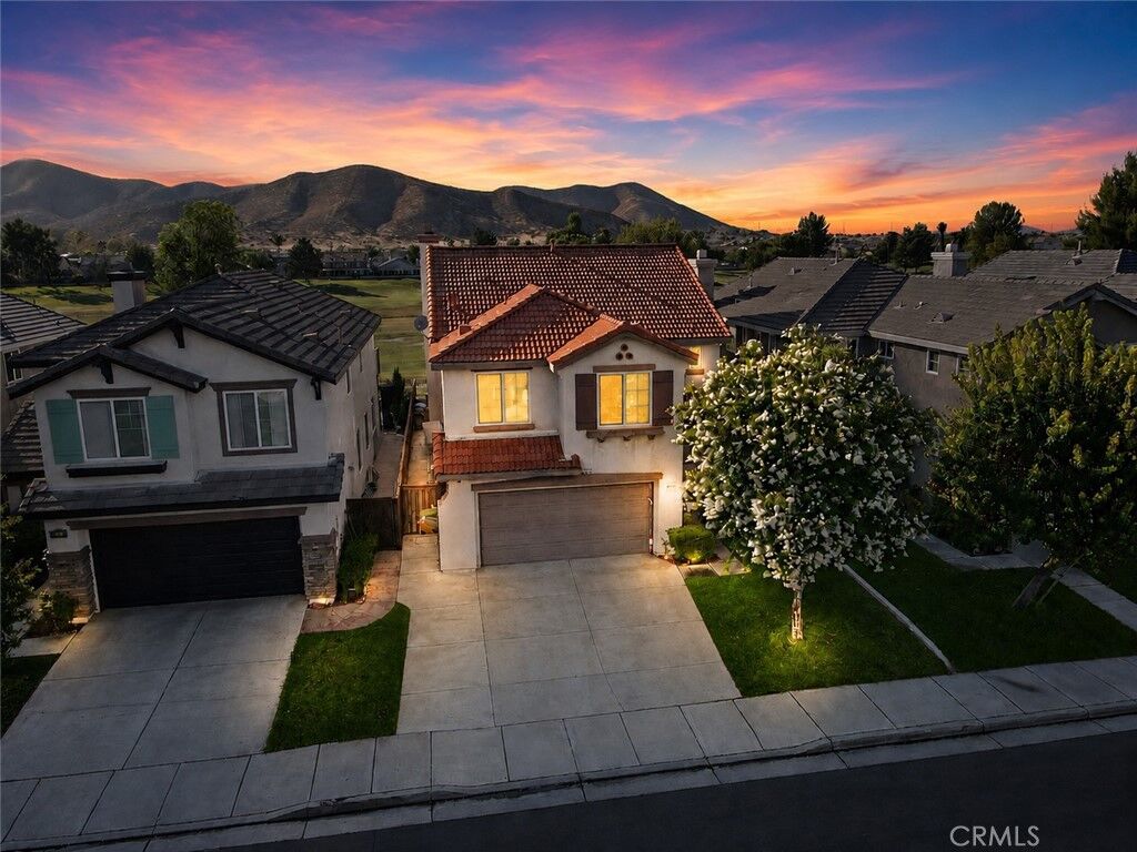 Property Photo:  29185 Promenade  CA 92584 