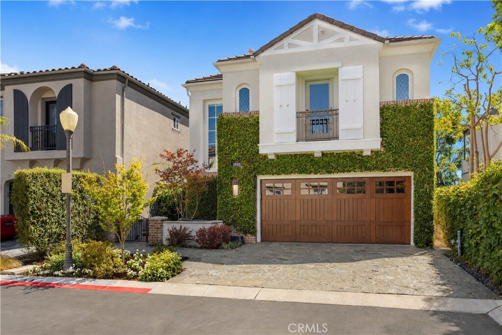 Property Photo: 5950 Waterfront Place CA 90803