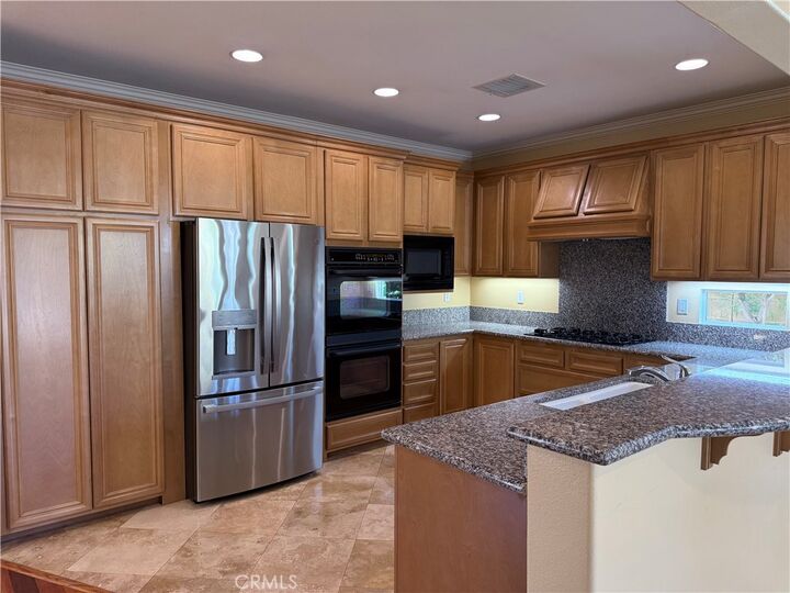 Property Photo: 5 Stonegate CA 92602