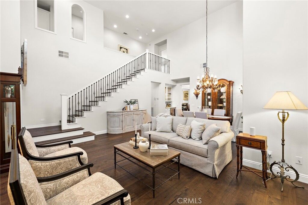 Property Photo:  110 Plaza Via Sol  CA 92673 