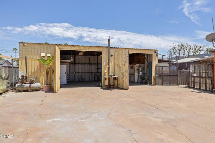 Property Photo: 2982 Sherwin Avenue CA 93003