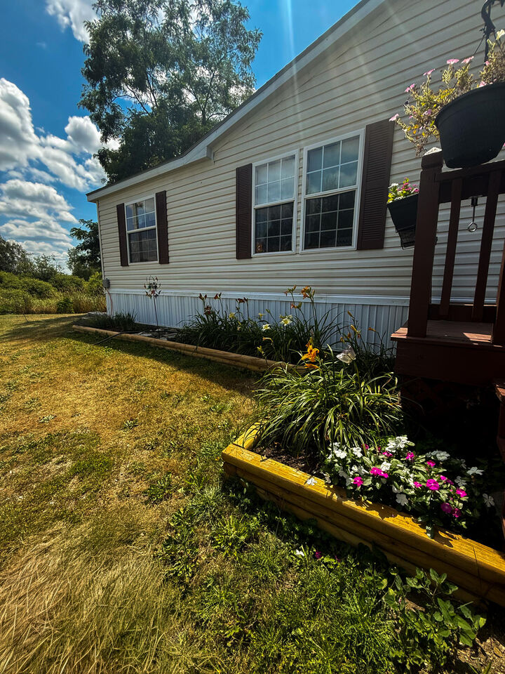 Property Photo: 31 Wiswell Road ME 04412