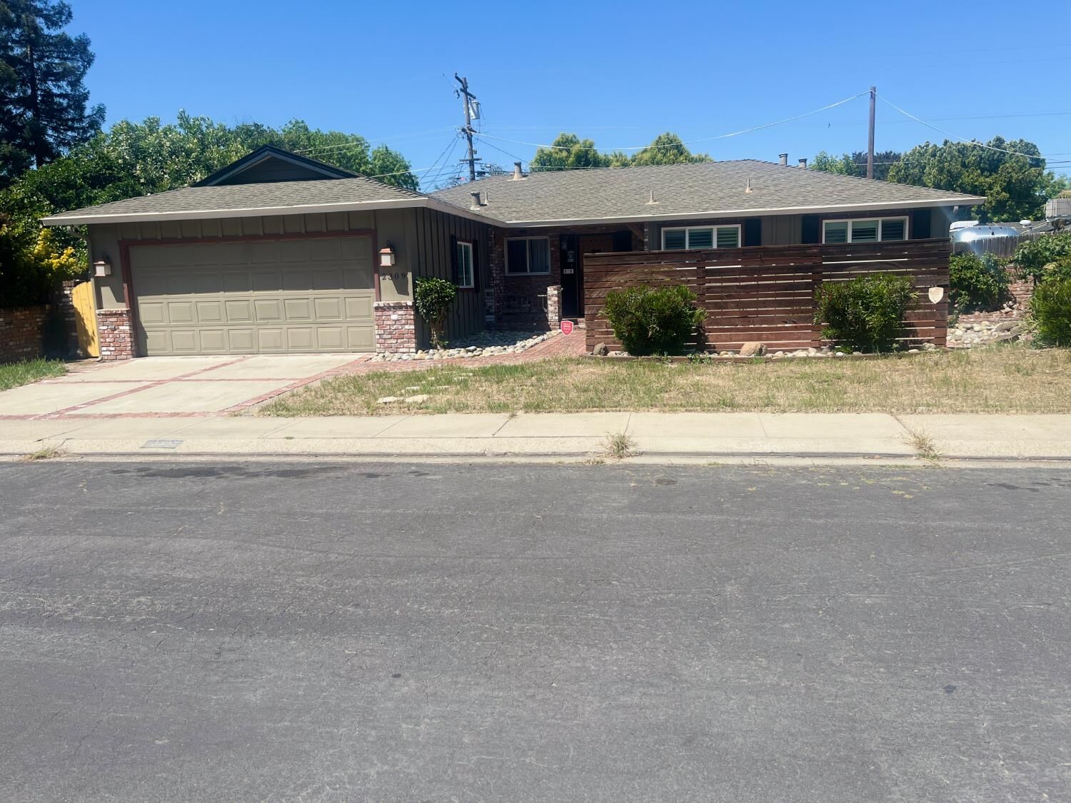 Property Photo:  2309 Monte Carlo Avenue  CA 95350 