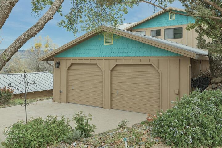 Property Photo: 8812 Miwok Trail CA 95245