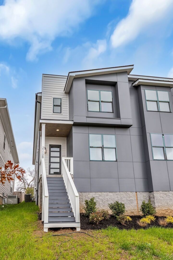 Property Photo:  2110B 11th Ave N  TN 37208 