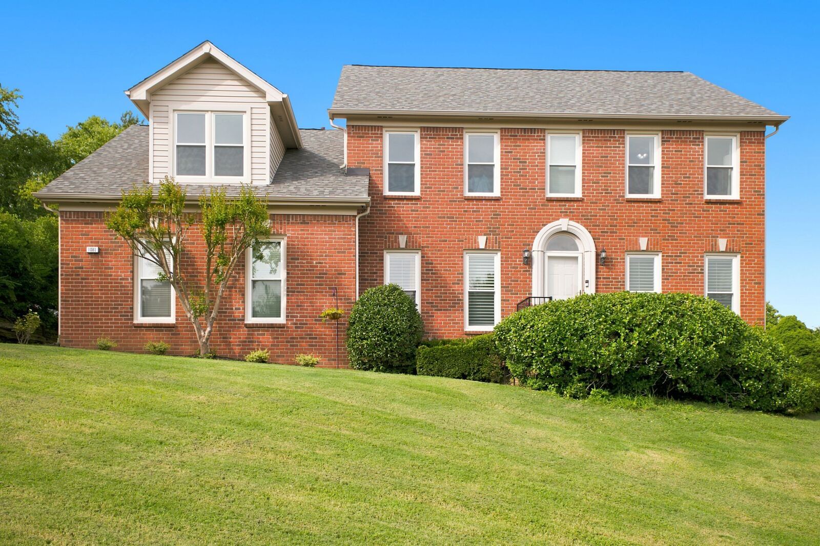 Property Photo: 1081 Beech Tree Ln TN 37027