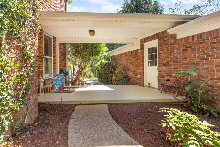Property Photo:  7422 Indian Creek Rd  TN 37101 