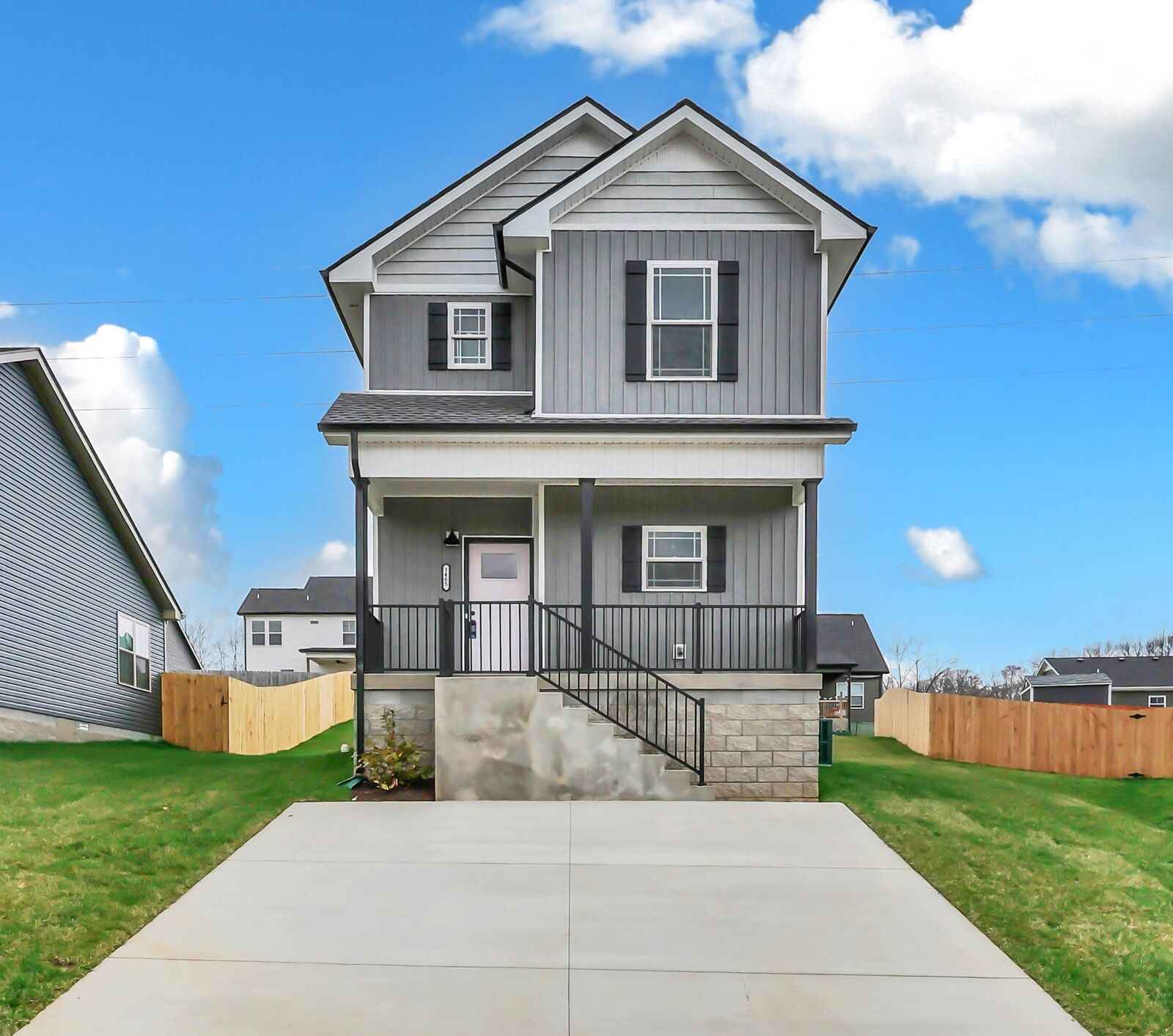 Property Photo: 1465 Isaiah Dr TN 37042