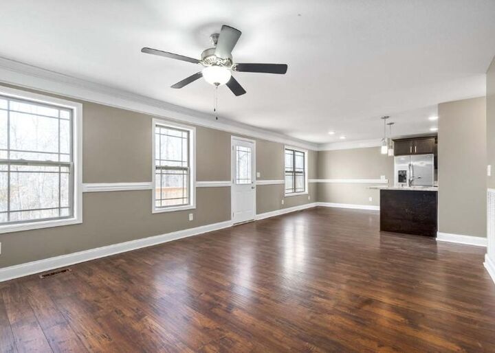 Property Photo:  1103 Medallion Ct  TN 37042 
