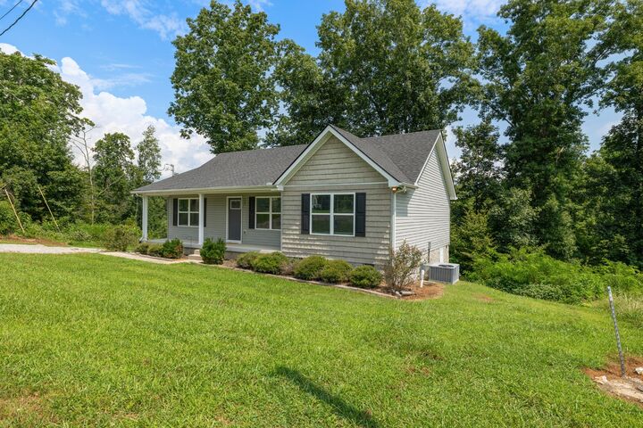 Property Photo: 155 Poling Dr TN 38478