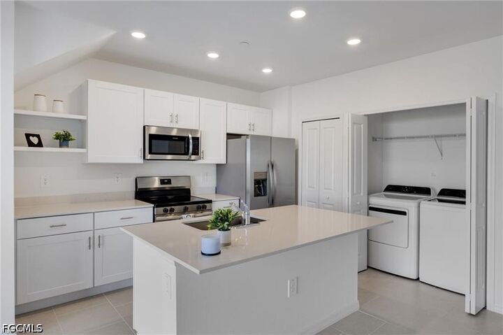 Property Photo:  4243 Caterina Court  FL 33917 