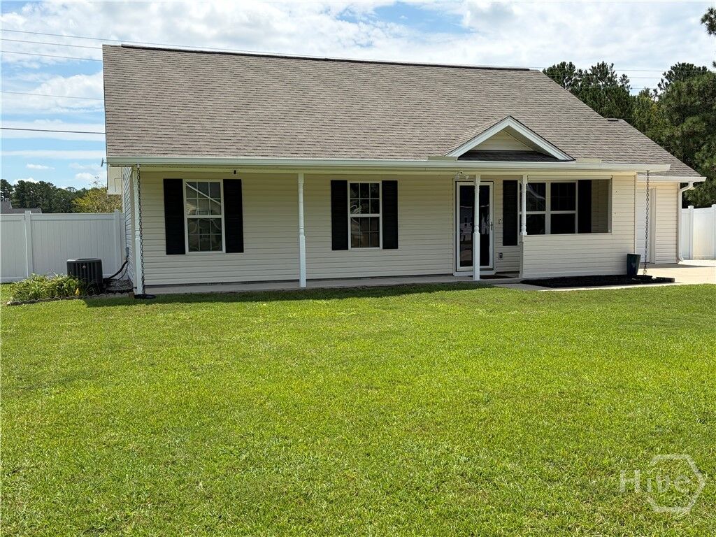 Property Photo:  111 Reese Way  GA 31326 