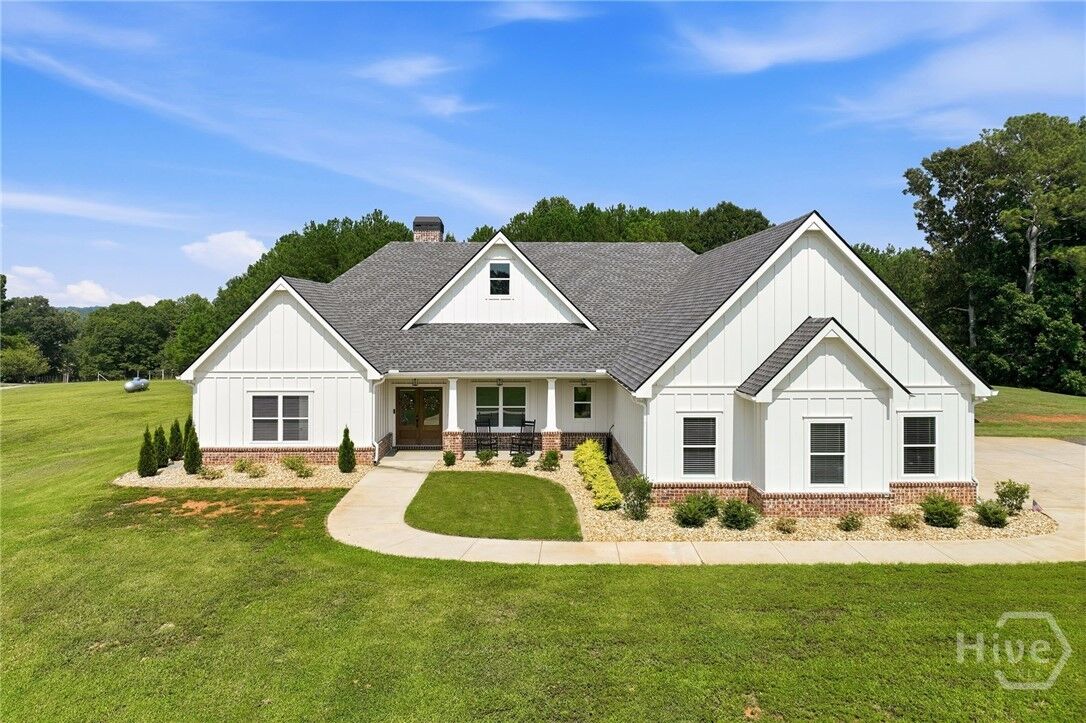 Property Photo:  5631 Sandy Creek Road  GA 30650 