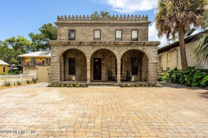 Property Photo:  33 Old Mission Avenue  FL 32084 