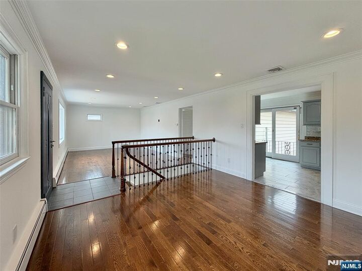 Property Photo:  662 Teneyck Avenue  NJ 07071 