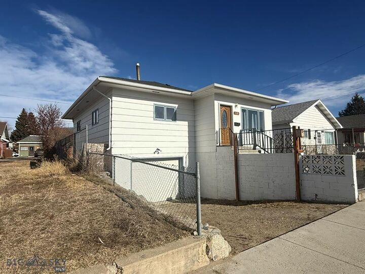 Property Photo: 1630 Phillips Avenue MT 59701