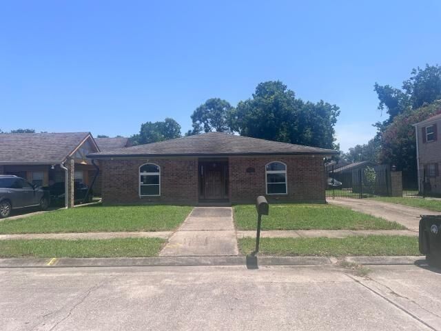 Property Photo:  10200 Flossmoor Drive  LA 70127 