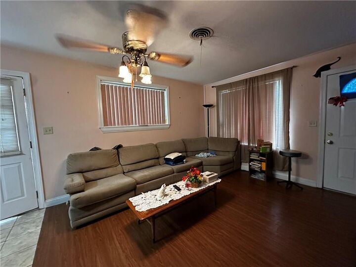 Property Photo: 1345 Chickasaw Avenue LA 70005