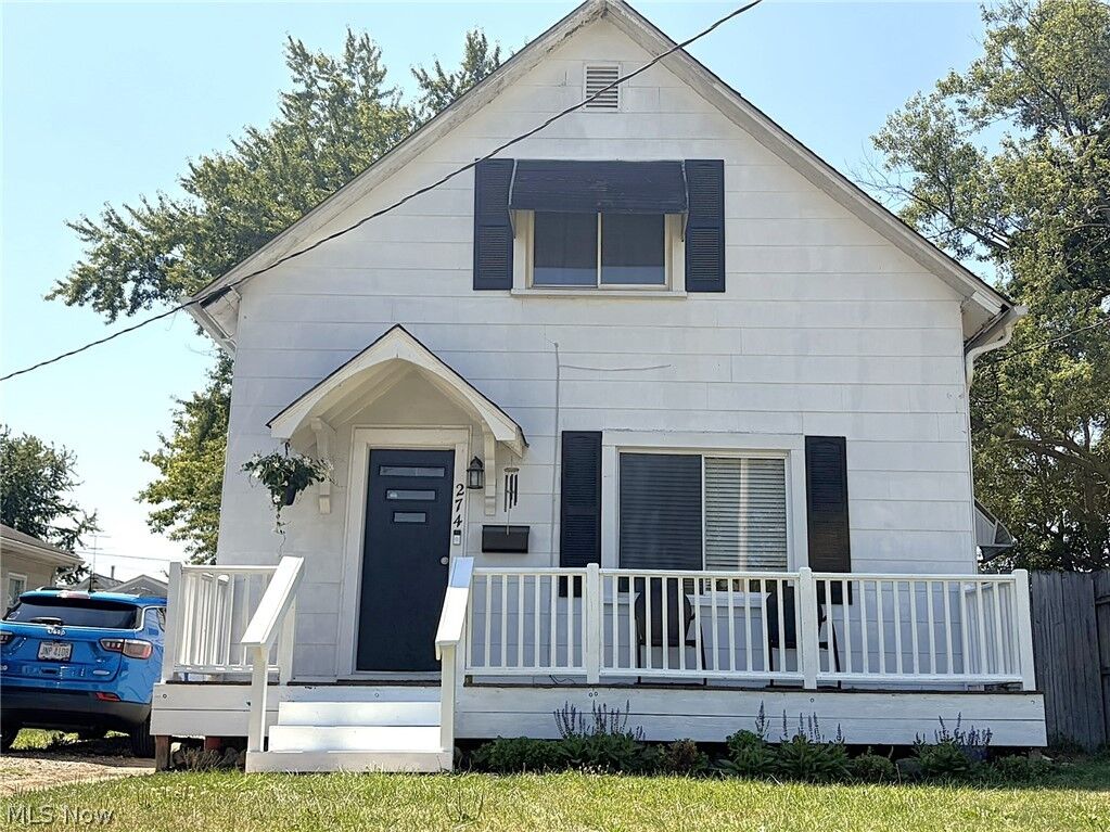 Property Photo:  274 Bon Air Avenue  OH 44035 