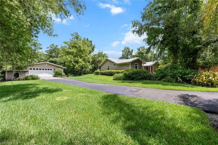 Property Photo:  5247 Cherry Wood Dr  FL 34119 