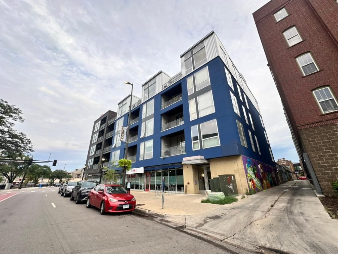 Property Photo: 1211 Lagoon Avenue 405 MN 55408