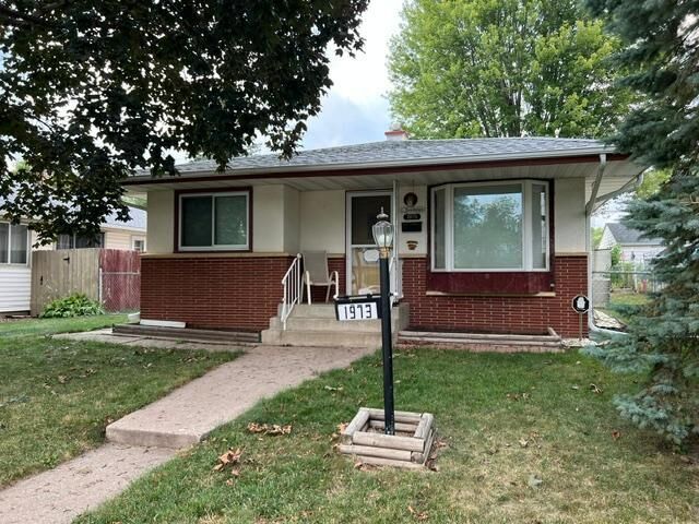 Property Photo:  1973 Maryland Avenue E  MN 55119 