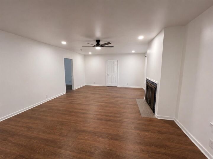 Property Photo: 622 N Austin Street TX 76201