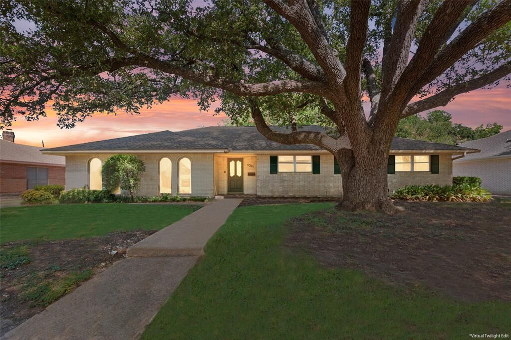 Property Photo: 5201 Lake Highlands Drive TX 76710